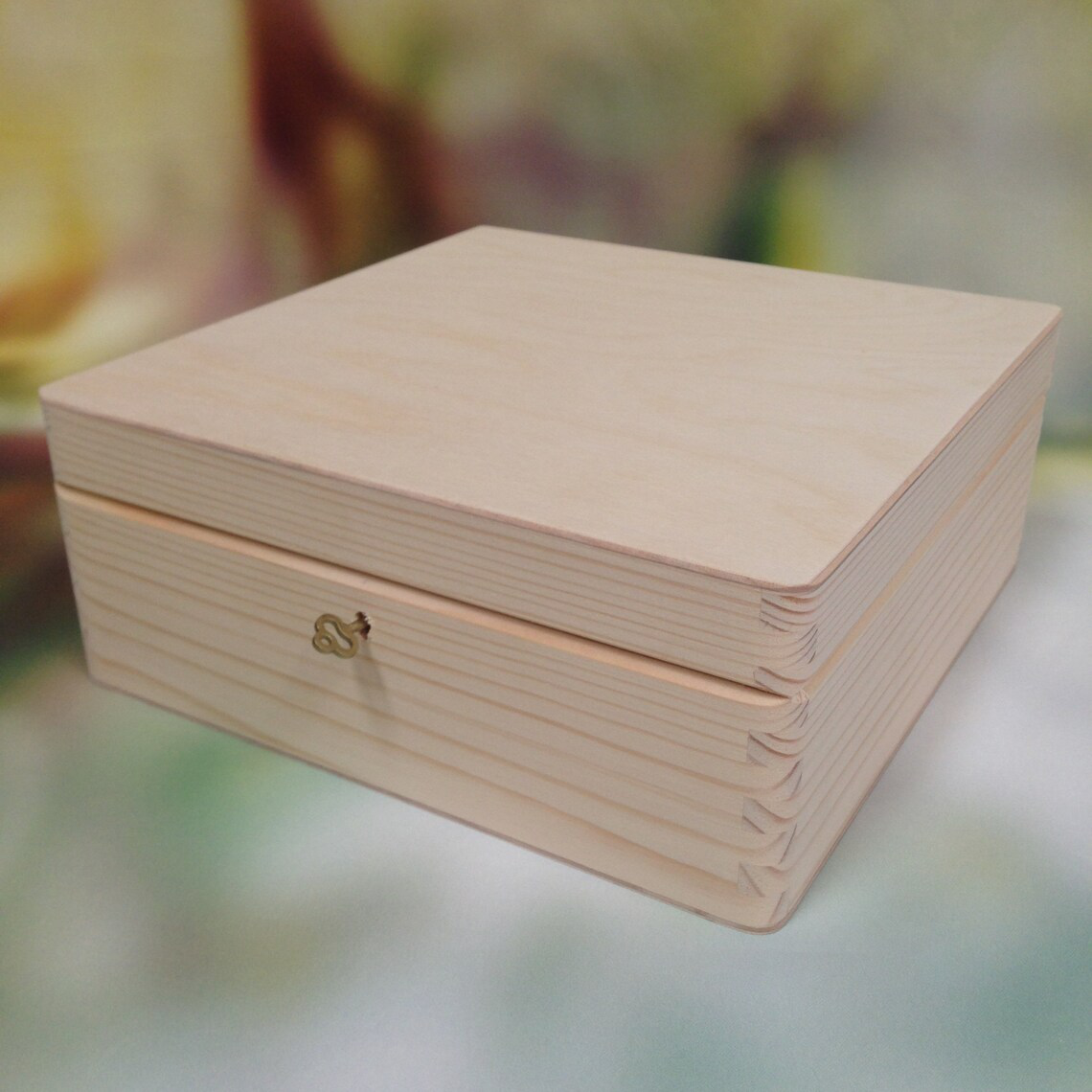 Lockable Natural Wooden Box With Lid