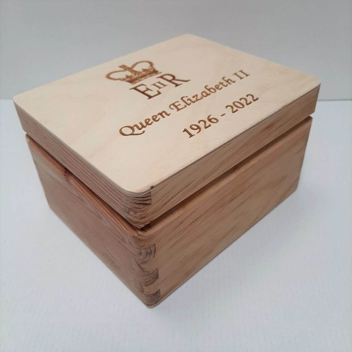 Queen Elizabeth Wooden Memory Box